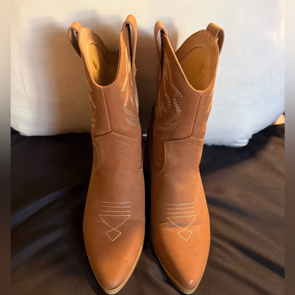 Brown Western-Style Women's Boots